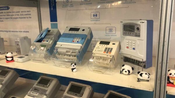 Single-Phase Din-Rail Prepaid Meter with Wireless CIU - Image 2
